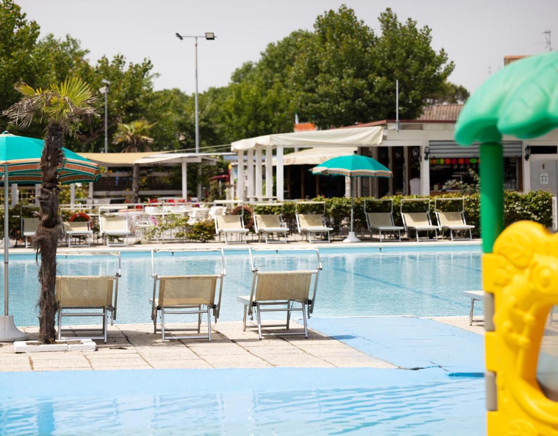 Camping Classe Village Лідо-ді-Данте Екстер'єр фото