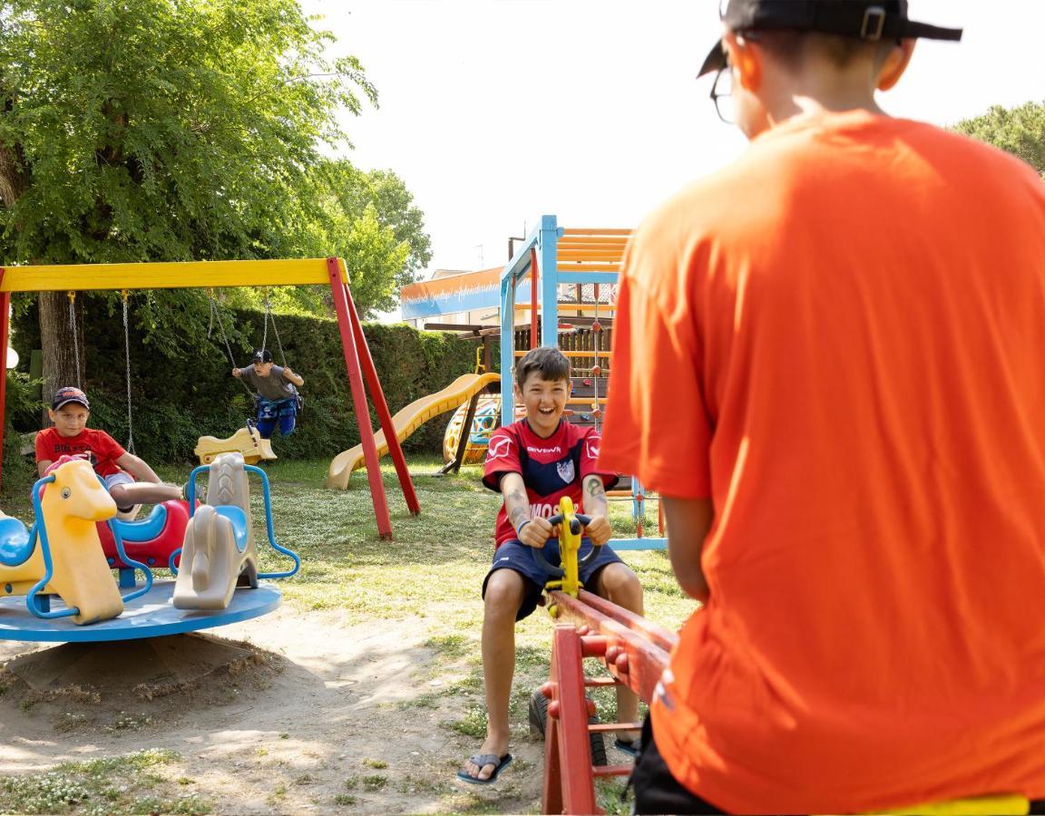 Camping Classe Village Лідо-ді-Данте Екстер'єр фото